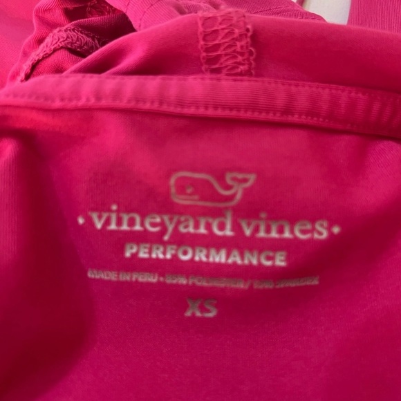 🌟EUC Vineyard Vines Performance Hoodie! - Picture 7 of 9